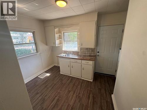 760 Argyle Street, Regina, SK - Indoor