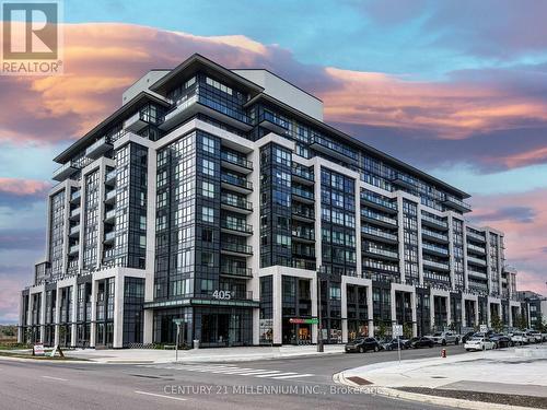 810 - 405 DUNDAS STREET W  Oakville, ON L6M 5P9