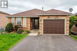 77 SUN KING CRESCENT  Barrie, ON L4M 7K4