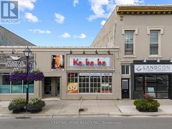 01 - 15236 YONGE STREET  Aurora, ON L4G 1L9