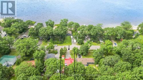 715 BAYVIEW DRIVE  Ottawa, ON K0A 3M0