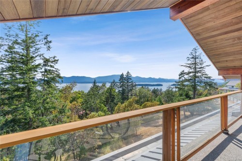 248 Suneagle Dr, Salt Spring, BC 