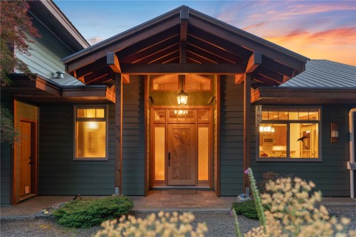 248 Suneagle Dr, Salt Spring, BC 