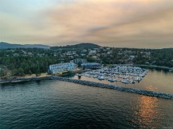 403-3555 Outrigger Rd  Nanoose Bay, BC V9P 9K1