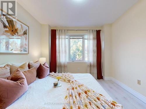 96 - 5230 Glen Erin Drive, Mississauga, ON - Indoor Photo Showing Bedroom