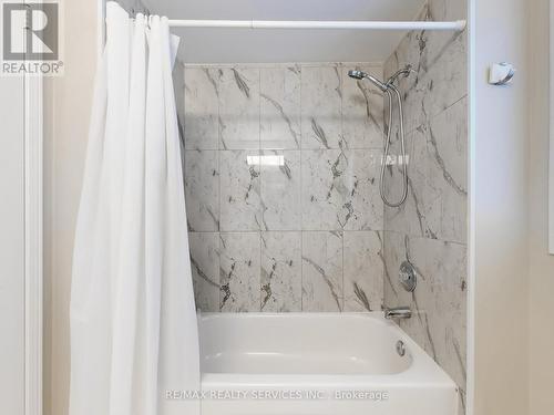 96 - 5230 Glen Erin Drive, Mississauga, ON - Indoor Photo Showing Bathroom