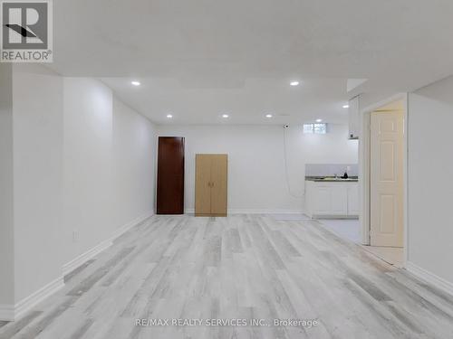 96 - 5230 Glen Erin Drive, Mississauga, ON - Indoor