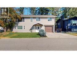2712 2A Street S  Cranbrook, BC V1C 5B3