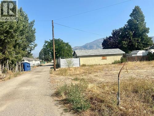 5812 Airport Street, Oliver, BC 