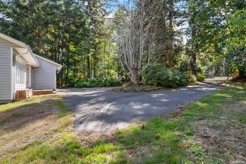 5910 Sea Terrace Rd, Courtenay, BC 