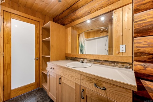 4867 Lorna Lane, Campbell River, BC 