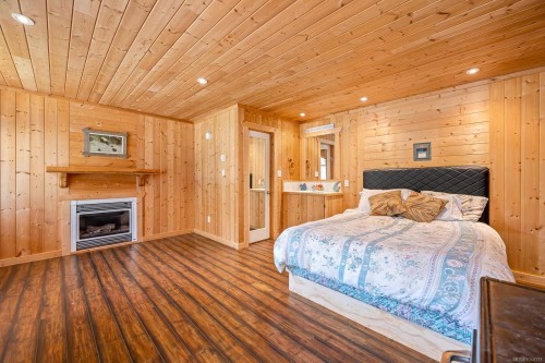 4867 Lorna Lane, Campbell River, BC 