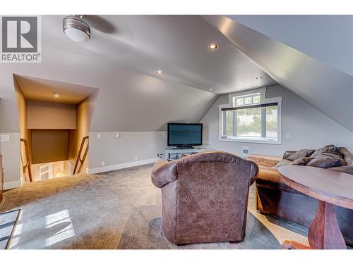 6054 Lynx Drive, Vernon, BC - Indoor