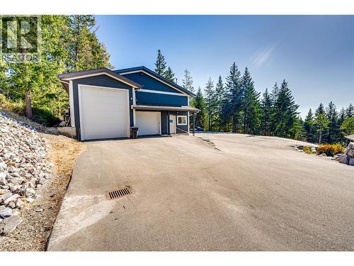 6054 Lynx Drive, Vernon, BC - Outdoor