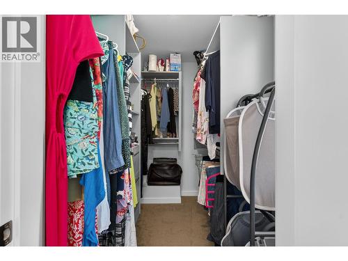 1515 Highland Drive Unit# 33, Kelowna, BC - Indoor With Storage