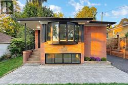 36 BELYEA CRESCENT  Toronto, ON M1J 1V7