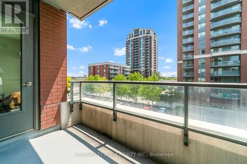 307 - 8228 Birchmount Road, Markham, ON - Outdoor