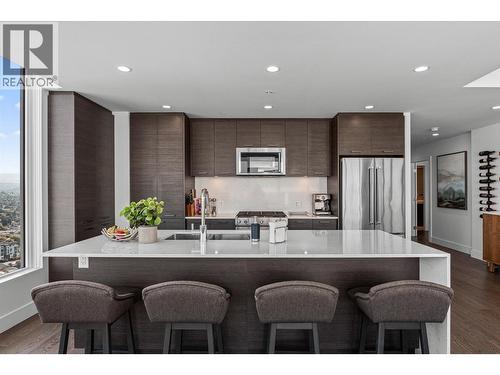 1191 Sunset Drive Unit# 2906 Lot# 191, Kelowna, BC - Indoor Photo Showing Kitchen With Upgraded Kitchen