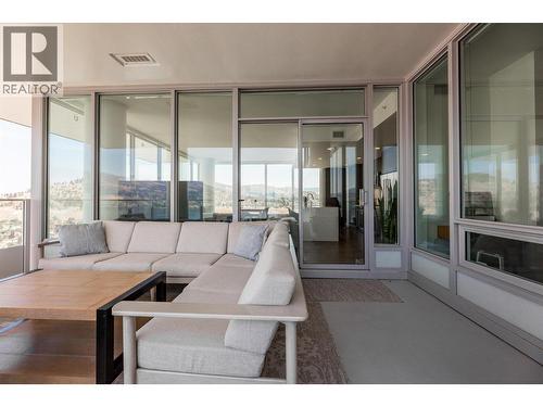 1191 Sunset Drive Unit# 2906 Lot# 191, Kelowna, BC -  Photo Showing Living Room