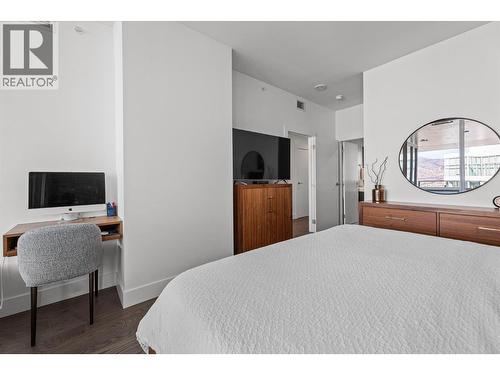 1191 Sunset Drive Unit# 2906 Lot# 191, Kelowna, BC - Indoor Photo Showing Bedroom