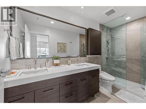 1191 Sunset Drive Unit# 2906 Lot# 191, Kelowna, BC - Indoor Photo Showing Bathroom