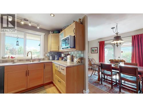 205 Greasewood Avenue, Oliver, BC 