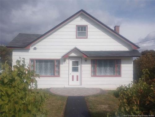 371 Goderich ST  Dalhousie, NB E8C 1V2