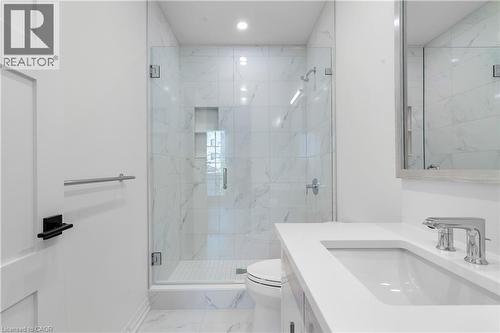 6523 Wellington 7 Road Unit# 32, Elora, ON - Indoor Photo Showing Bathroom