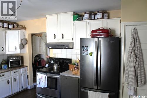 Vaughters Acreage, Willow Creek Rm No. 458, SK - Indoor Photo Showing Kitchen