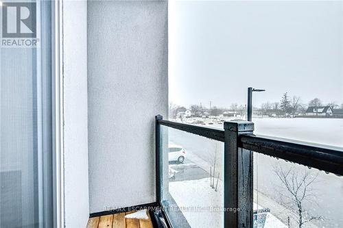 14 Clear Valley Lane, Hamilton, ON - Outdoor With Balcony