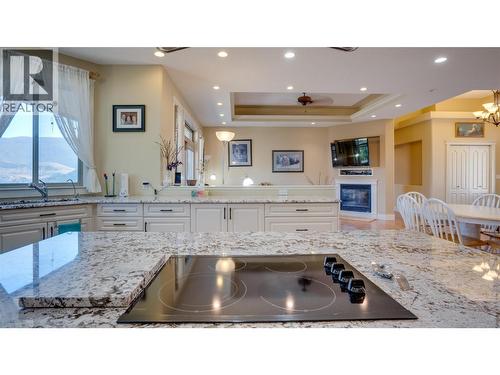 567 Mt Ida Drive, Coldstream, BC - Indoor Photo Showing Kitchen With Double Sink With Upgraded Kitchen