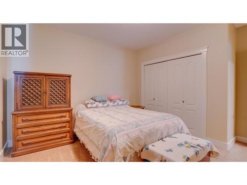 567 Mt Ida Drive, Coldstream, BC - Indoor Photo Showing Bedroom