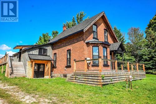 1998 Old Barrie Road E, Oro-Medonte, ON - Outdoor With Deck Patio Veranda