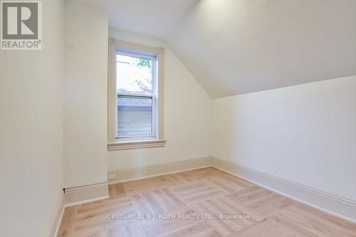 1998 Old Barrie Road E, Oro-Medonte, ON - Indoor Photo Showing Other Room