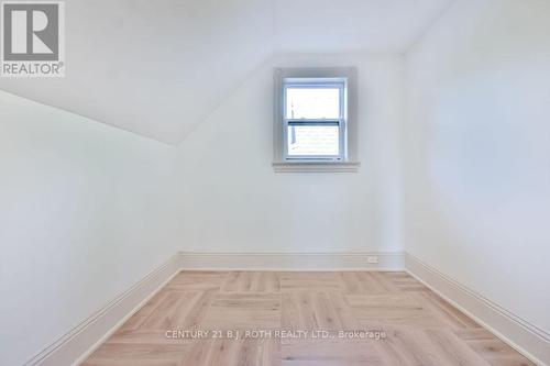 1998 Old Barrie Road E, Oro-Medonte, ON - Indoor Photo Showing Other Room