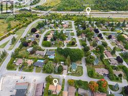 6 FOOTHILLS DRIVE  Ottawa, ON K2H 6K3