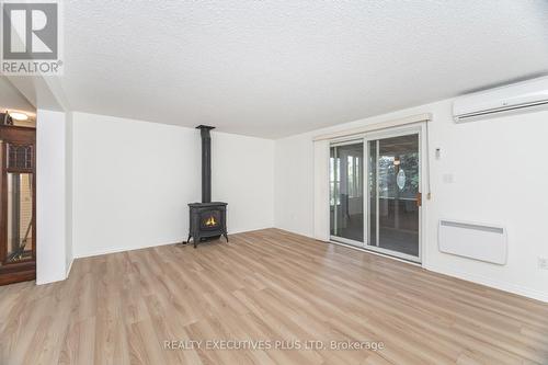3 Hickory Court, New Tecumseth, ON - Indoor