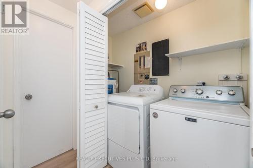 3 Hickory Court, New Tecumseth, ON - Indoor Photo Showing Laundry Room
