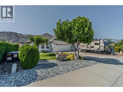323 Riesling Place, Oliver, BC - Outdoor