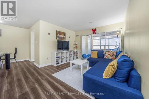 2209 - 30 Malta Avenue, Brampton, ON - Indoor Photo Showing Living Room
