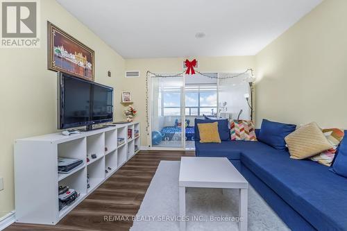 2209 - 30 Malta Avenue, Brampton, ON - Indoor