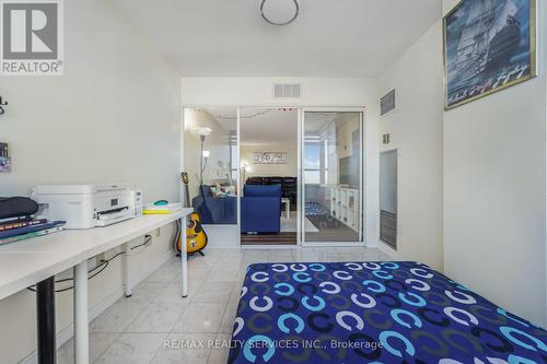 2209 - 30 Malta Avenue, Brampton, ON - Indoor Photo Showing Bedroom