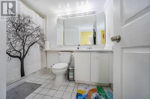 2209 - 30 Malta Avenue, Brampton, ON - Indoor Photo Showing Bathroom