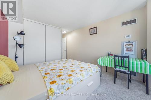 2209 - 30 Malta Avenue, Brampton, ON - Indoor Photo Showing Bedroom