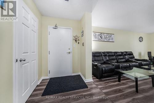 2209 - 30 Malta Avenue, Brampton, ON - Indoor