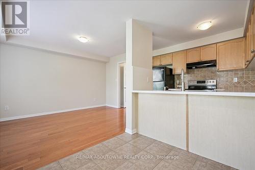 2389 Coho Way, Oakville, ON - Indoor Photo Showing Kitchen