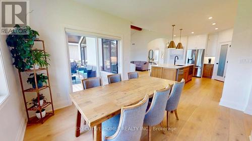 214 Irishwood Lane, Brockton, ON - Indoor Photo Showing Dining Room