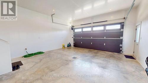 214 Irishwood Lane, Brockton, ON - Indoor Photo Showing Garage