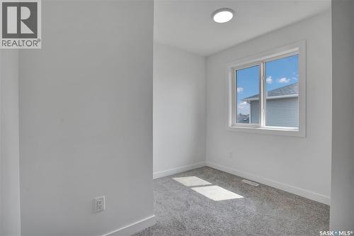 423 Stromberg Crescent, Saskatoon, SK - Indoor Photo Showing Other Room