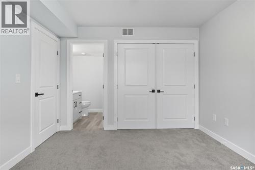 208 318 108Th Street W, Saskatoon, SK - Indoor Photo Showing Other Room